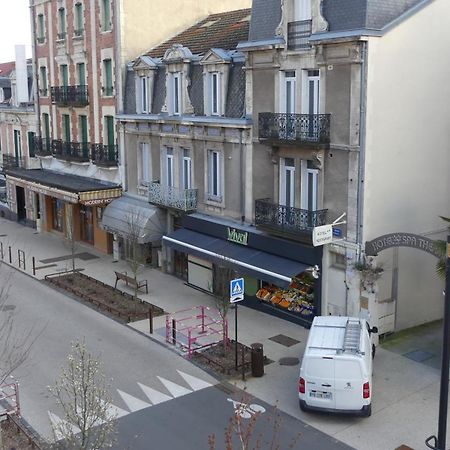 Le Puy De Dome - 1 Chambre - Clim Châtel-Guyon Esterno foto
