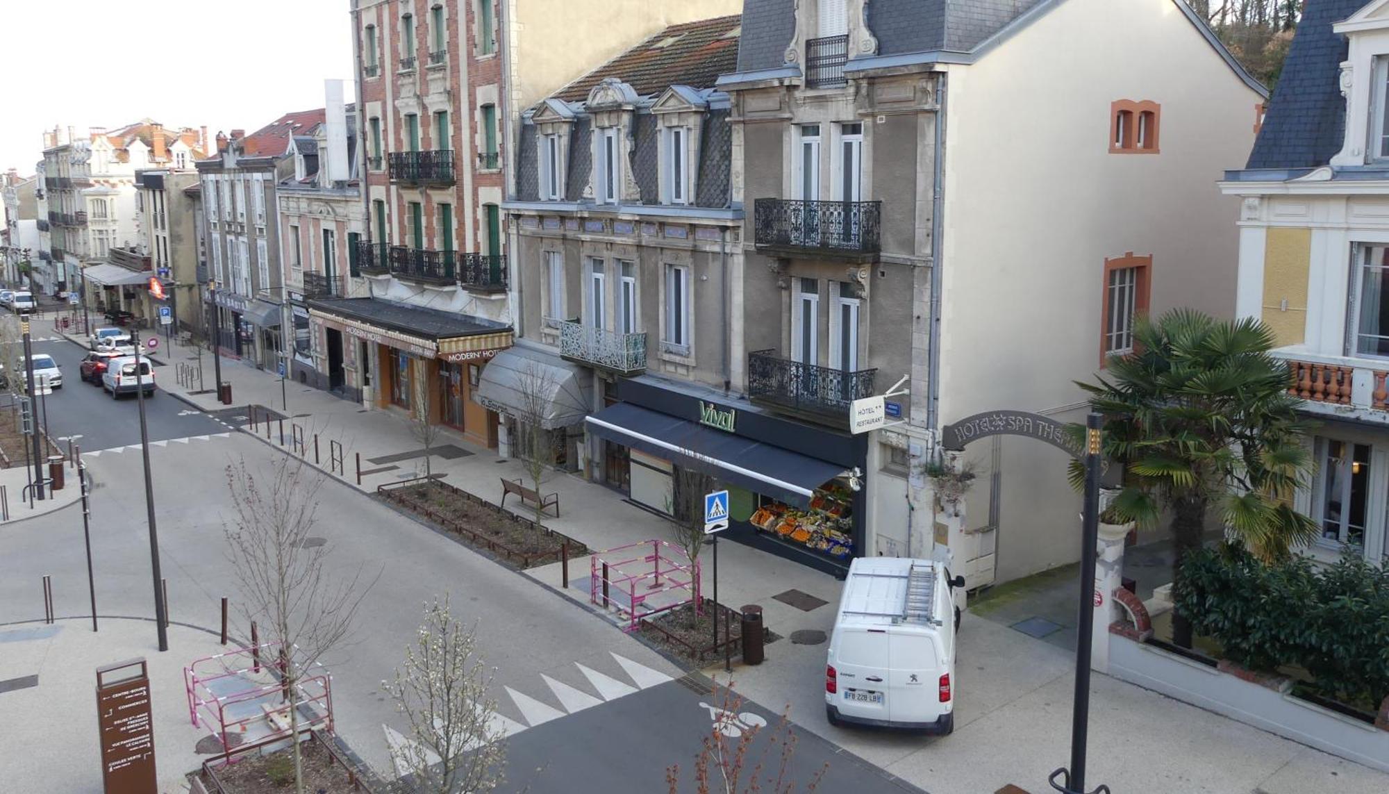 Le Puy De Dome - 1 Chambre - Clim Châtel-Guyon Esterno foto